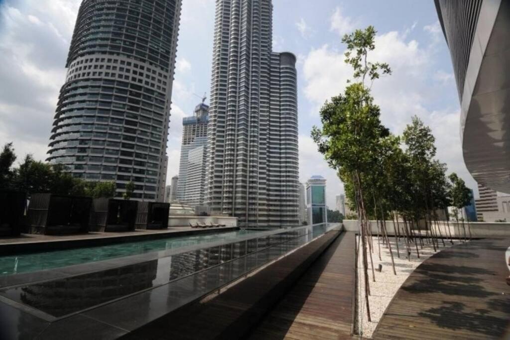 クアラルンプール1 Min To Klcc Twin Towerアパートメント エクステリア 写真